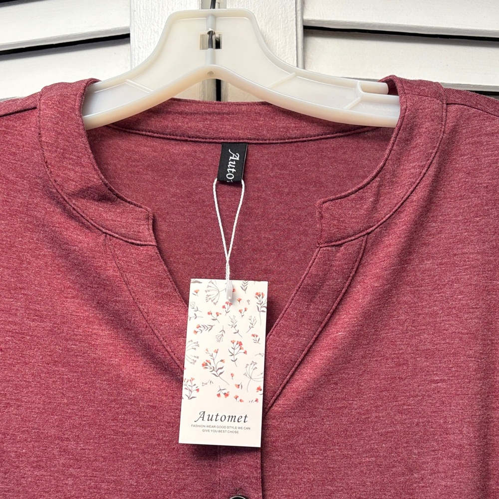 NWT Automet Light burgundy heathered-style long sleeve tee. Very soft Sz S/M
